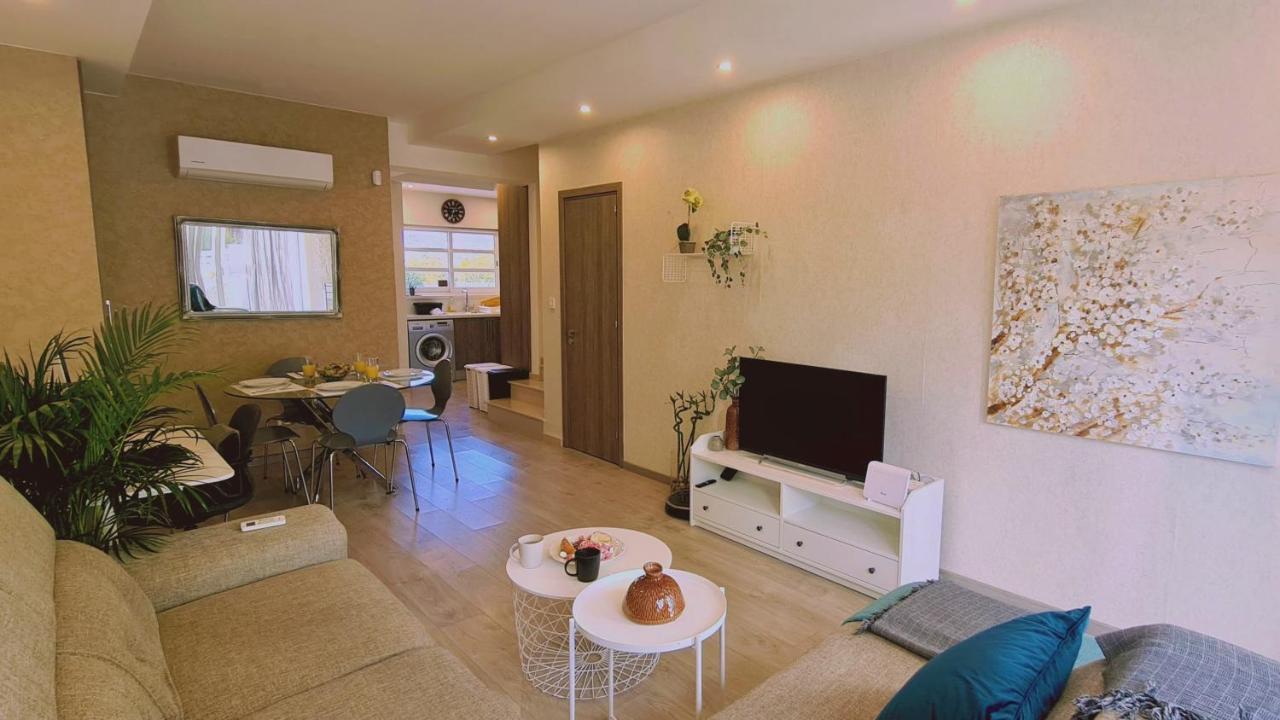 Stay Downtown Retreat ليماسول المظهر الخارجي الصورة