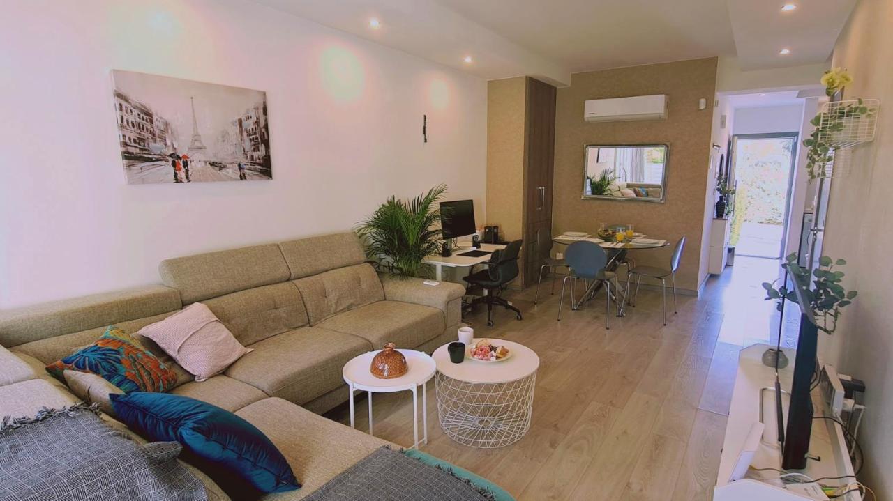 Stay Downtown Retreat ليماسول المظهر الخارجي الصورة
