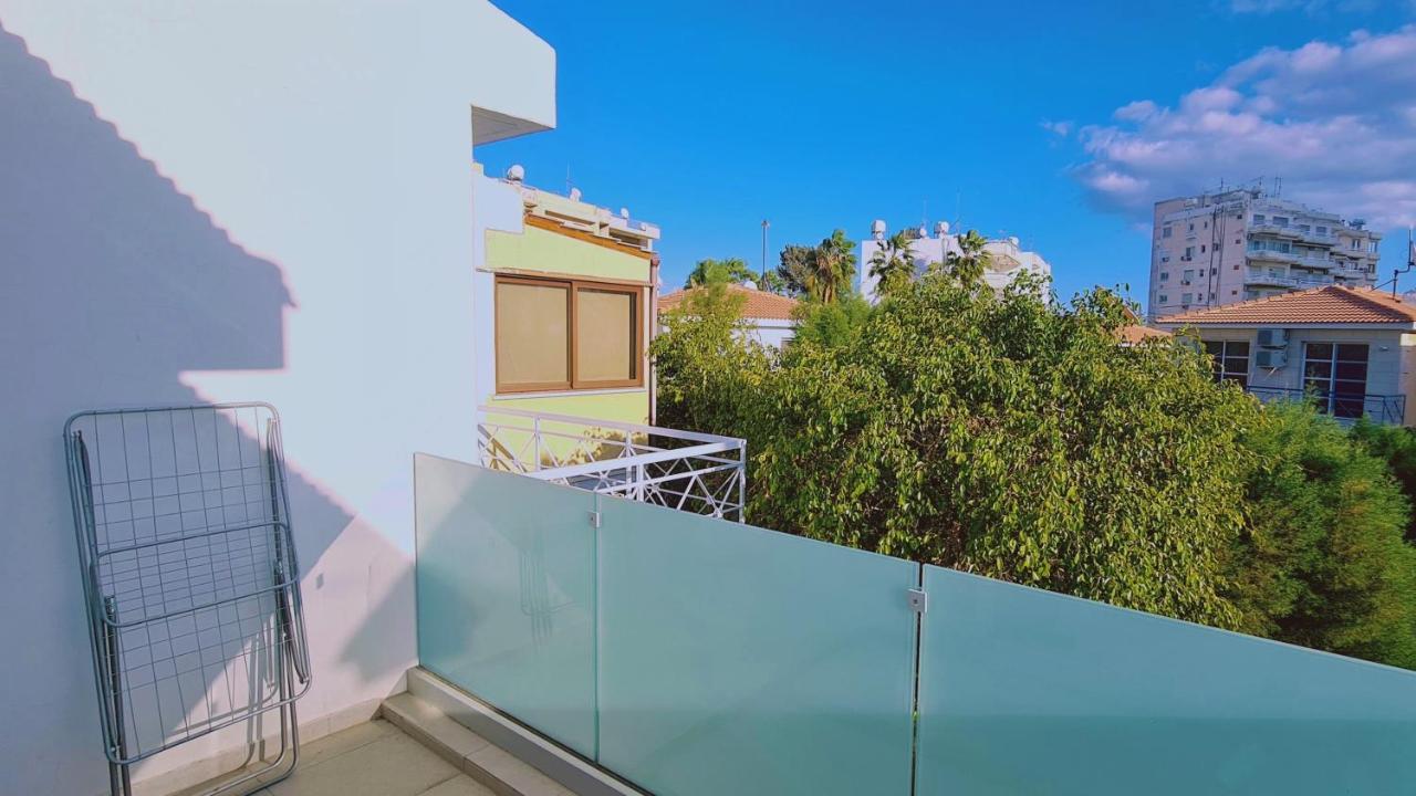 Stay Downtown Retreat ليماسول المظهر الخارجي الصورة
