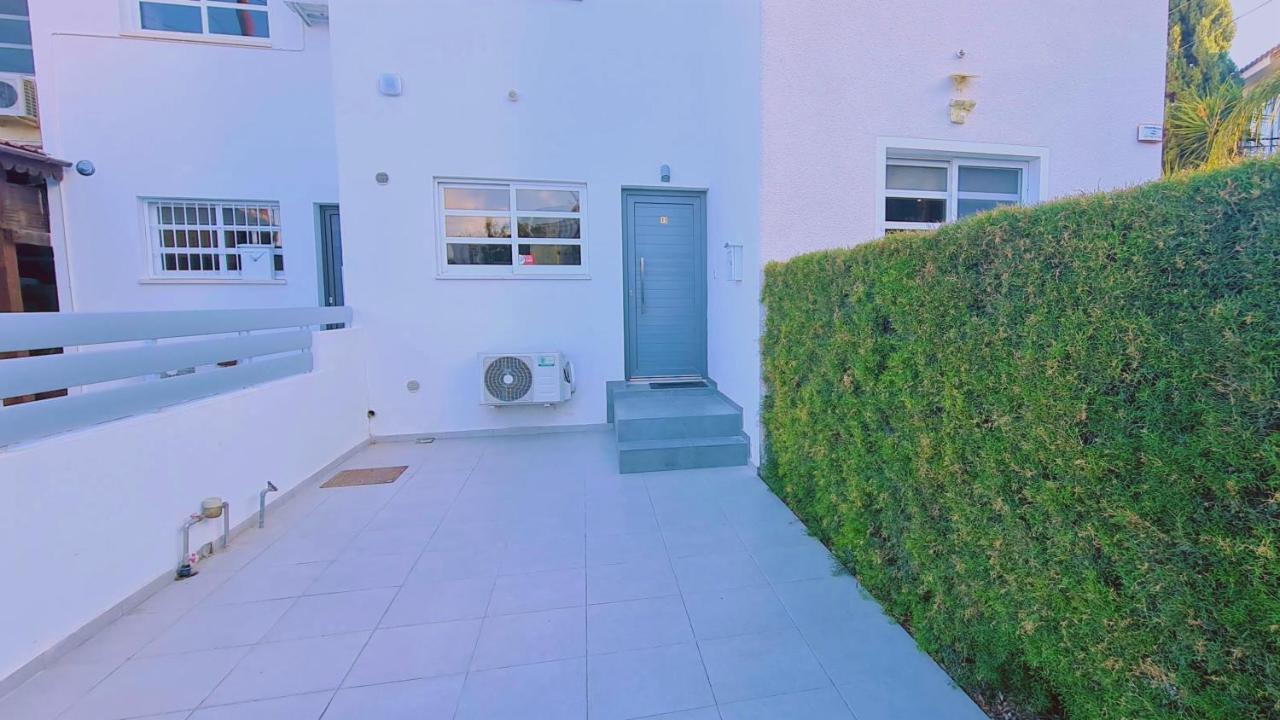 Stay Downtown Retreat ليماسول المظهر الخارجي الصورة