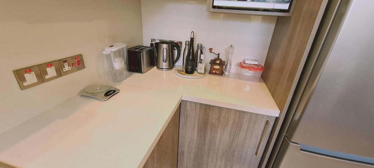 Stay Downtown Retreat ليماسول المظهر الخارجي الصورة